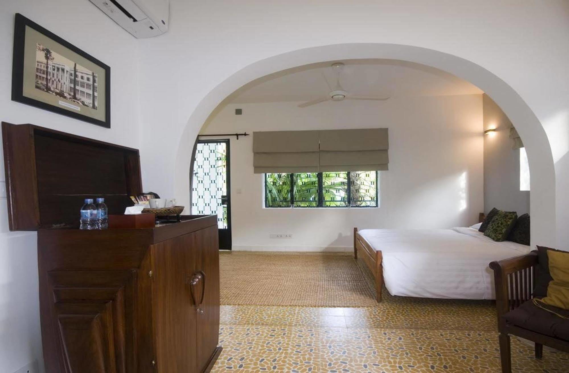 The Sangkum Hotel Phnom Pen Exterior foto