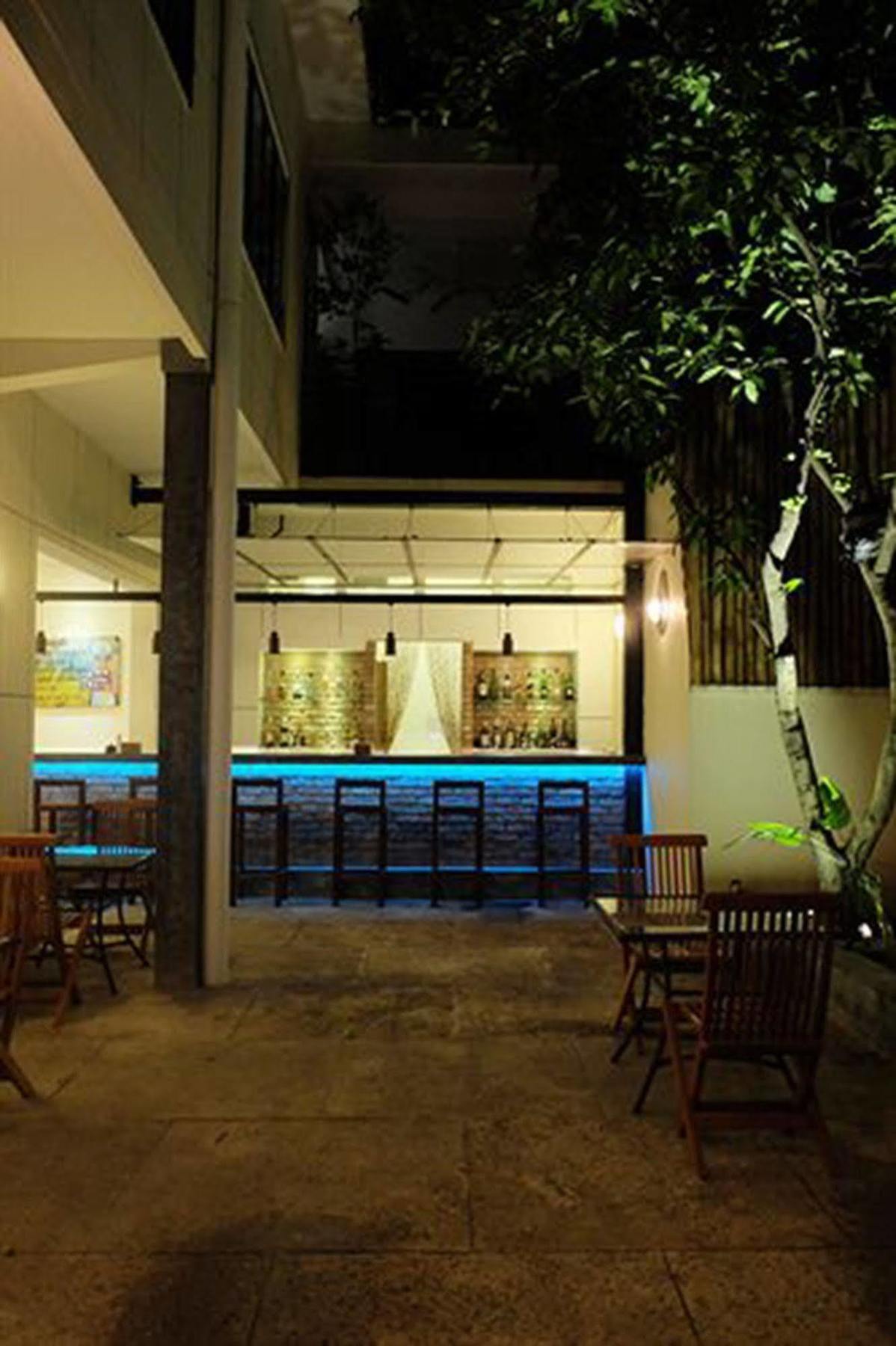 The Sangkum Hotel Phnom Pen Exterior foto